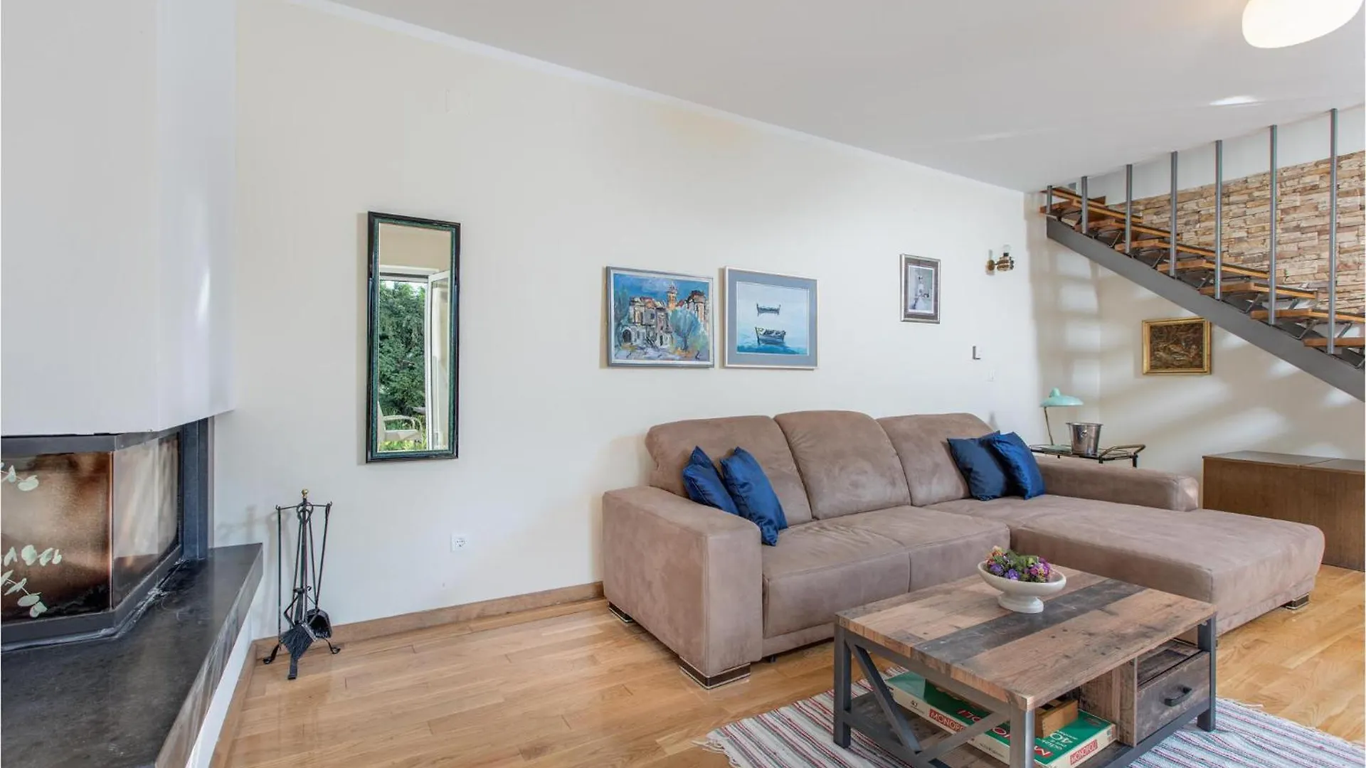 3 Bedroom Stunning Home In Malinska Holiday home